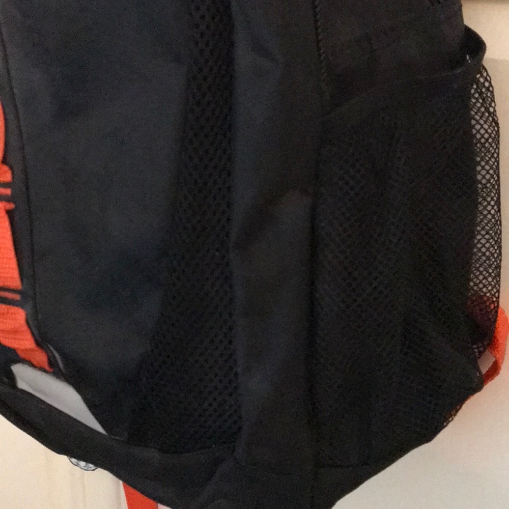 Mountain edge backpack! - Picture 2 of 7